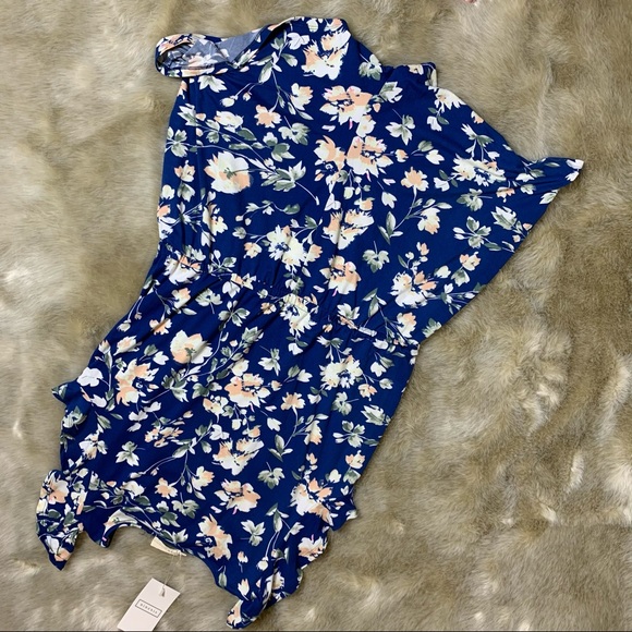 NWT Ninexis blue floral romper with pockets - Picture 2 of 8